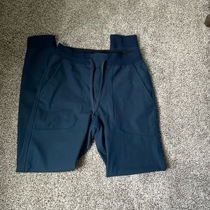 ABC Joggers like new